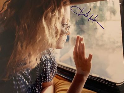 Almost Famous Kate Hudson signed photo. GFA Authenticated. Almost Famous signed movie photo 