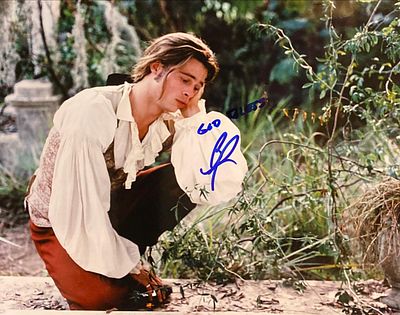 Interview With A Vampire Brad Pitt Signed Photo. Brad Pitt Signed Photo. 8X10 Inches