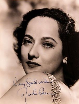 The Scarlet Pumpernickel Merle Oberon signed portrait photo. 8 in. by 10 in. Black and white 