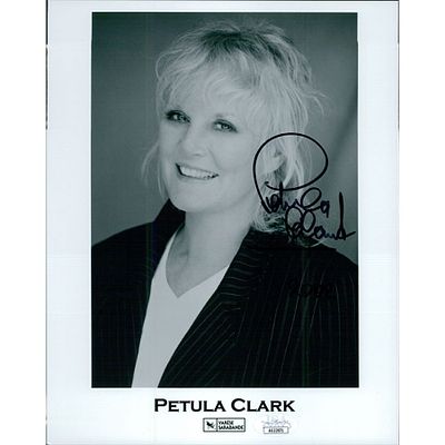 Finian's Rainbow Petula Clark Signed 8x10 Glossy Promo Photo JSA Authenticated. Ssigned Petula 