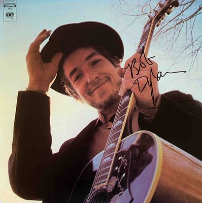 Bob Dylan signed Nashville Skyline album. Bob Dylan 1979 Nashville album autographed by Bob Dylan.