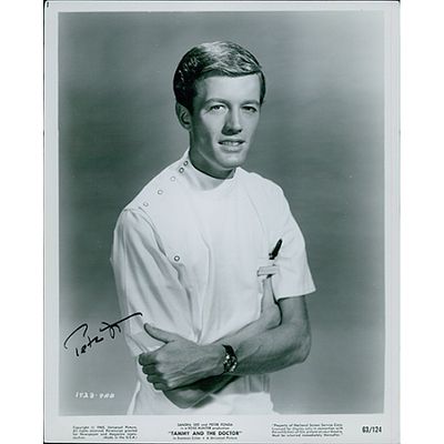 Tammy And The Doctor Peter Fonda Signed 8x10 Original Still Photo JSA Authenticated. Signed 