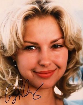 A Time To Kill Ashley Judd signed portrait photo. 8 in. by 10 in. Portrait photo autographed by 