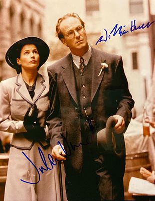 Varian's War Julia Ormond and William Hurt signed movie photo. Varian's War signed movie photo 