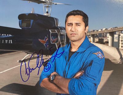 Training Day Cliff Curtis Signed Photo. Cliff Curtis Signed Photo. 8x10 inches