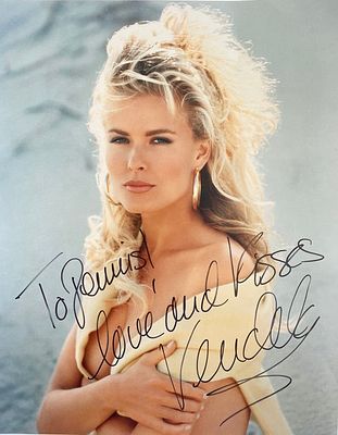 Supermodel Vendela signed photo. Vendela signed photo. 8x10 inches