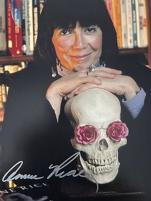 Dracula Author Anne Rice signed photo. Author Anne Rice signed photo. 8x10 inches