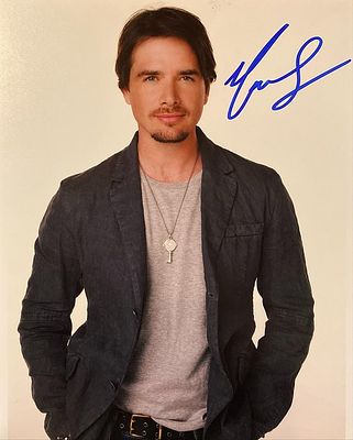 I Still Know What You Did Last Summer Matthew Settle signed photo. Matthew Settle signed photo. 