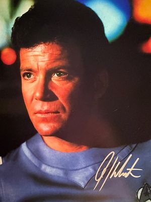 Star Trek William Shatner signed photo. 8x10 inches