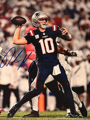 New England Patriots Mac Jones signed photo. 8x10 inches