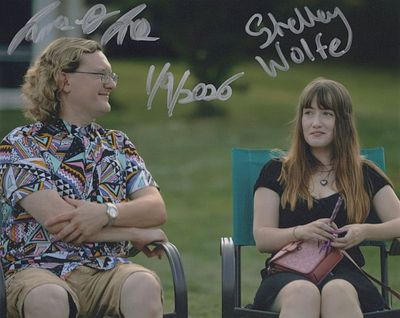Love On The Spectrum 2022 Signed Photo. (TV Series 2022 - ) 8x10 Color shot from 'Love on The 