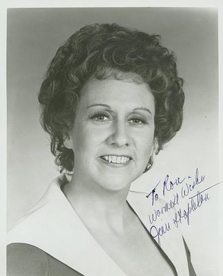 All in the Family Jean Stapleton signed photo. Jean Stapleton signed photo. 8x10 inches