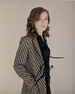 Elle Isabelle Huppert signed photo. Isabelle Huppert autographed photo 8x10 inches.