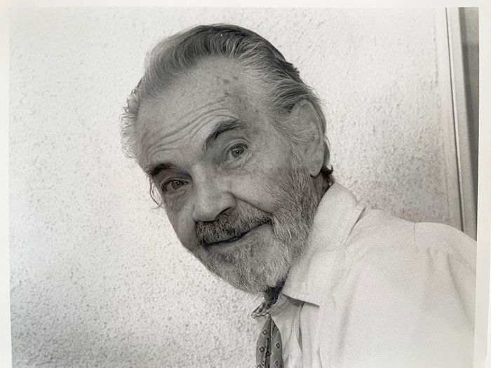 Lot 259: Eddie Quillan unsigned photo