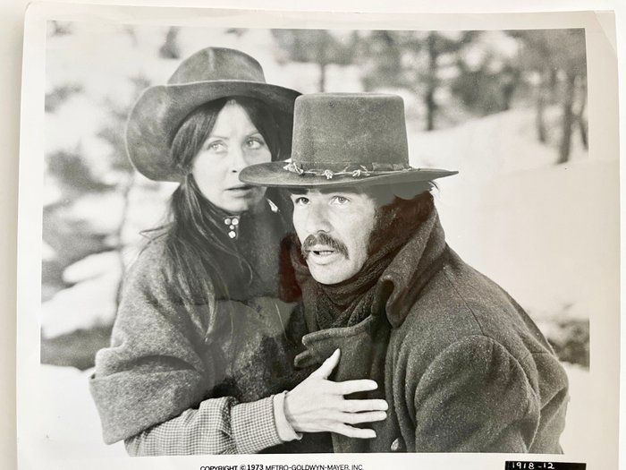 Lot 300: Burt Reynolds unsigned movie photo