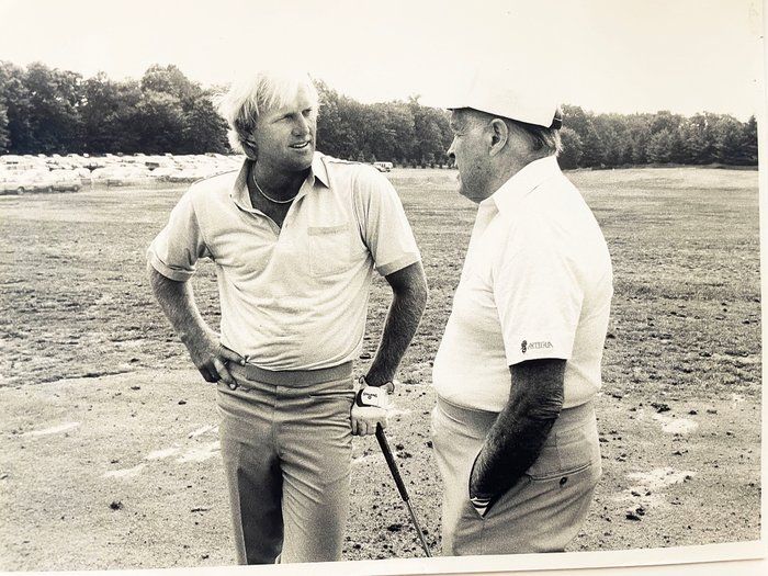 Lot 340: Bob Hope and Jack Nicklaus unsigned photo