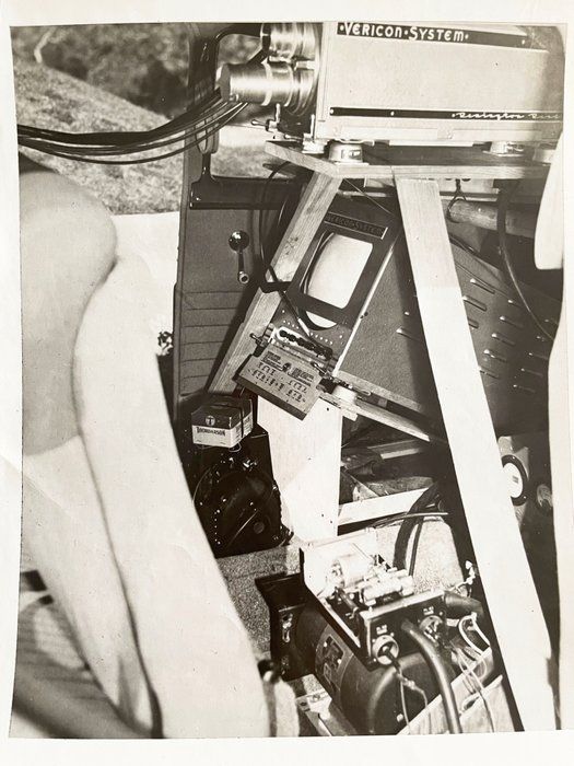 Lot 400: Vintage Photo