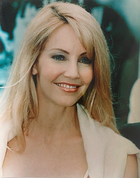 Lot 421: Heather Locklear photo