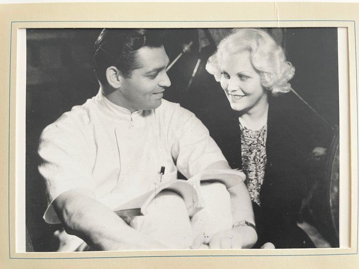 Lot 428: Clark Gable unsigned photo