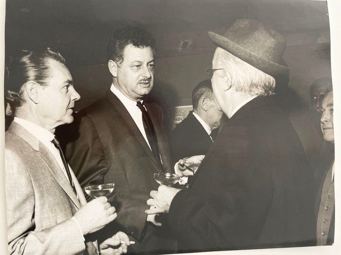 Lot 430: Eddie Quillan unsigned photo