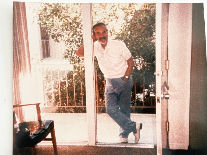 Lot 537: Eddie Quillan unsigned photo