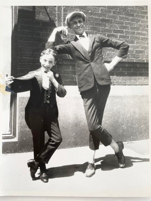 Lot 605: Vintage photo