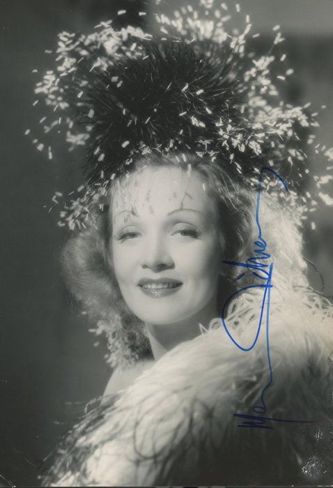 Lot 99: Blonde Venus Marlene Dietrich signed photo. GFA Authenticated
