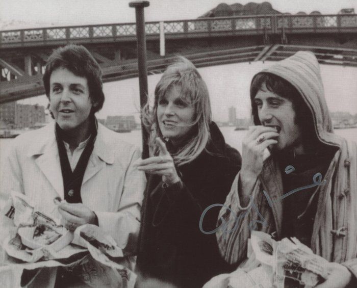Lot 103: The Moody Blues Denny Laine signed photo