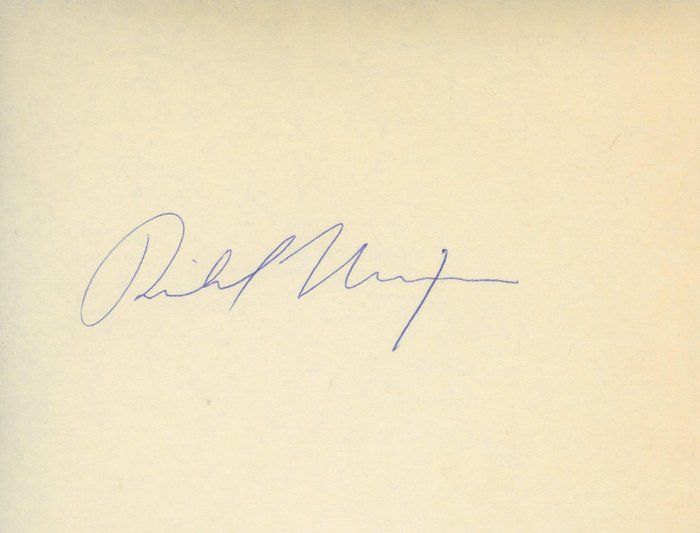 Lot 120: Richard Nixon signature cut