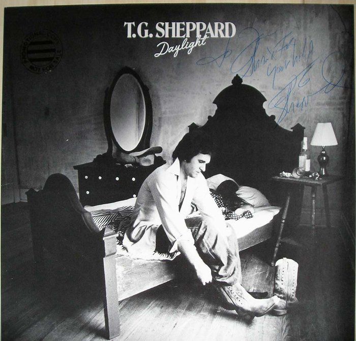 Lot 269: T G Sheppard Daylight signed album