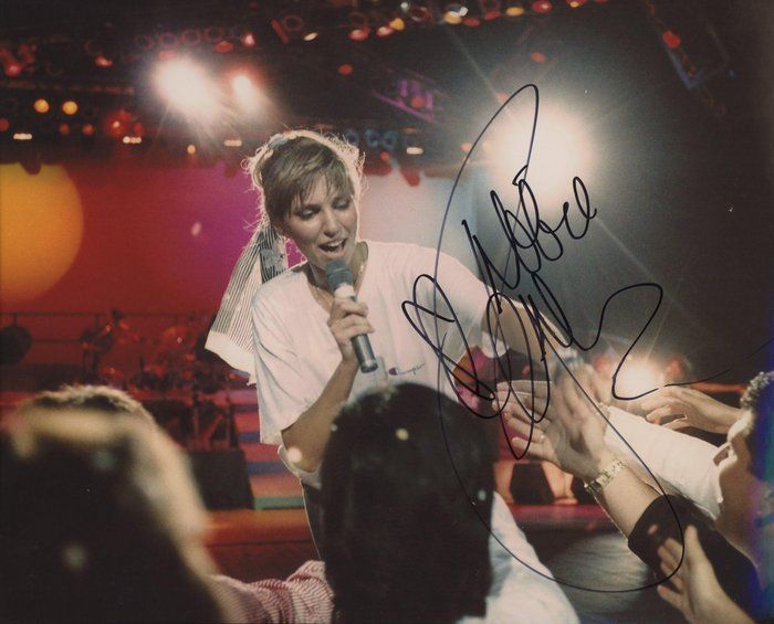 Lot 271: Debbie Gibson signed photo