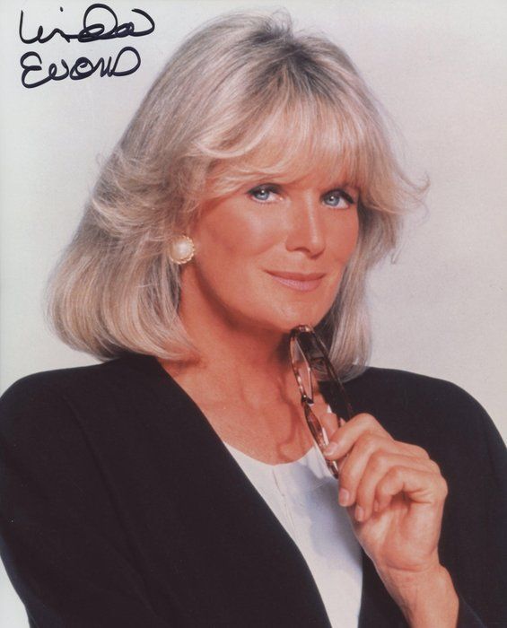 Lot 299: The Big Valley Linda Evans signed photo