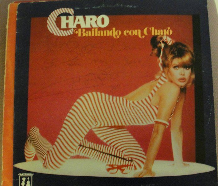Lot 330: Charo Bailando Con Charo signed album