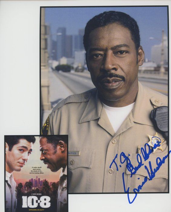 Lot 53: Ghostbusters Ernie Hudson signed photo
