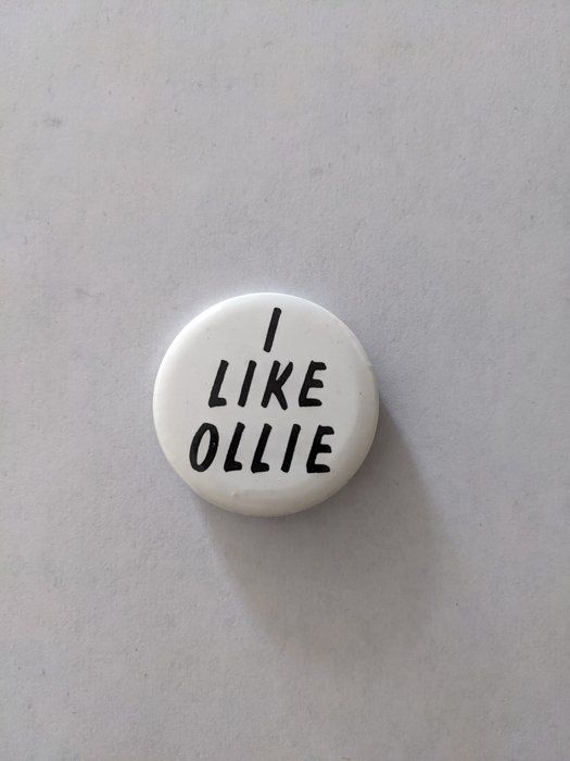 Lot 88: I Like Oliver North pin