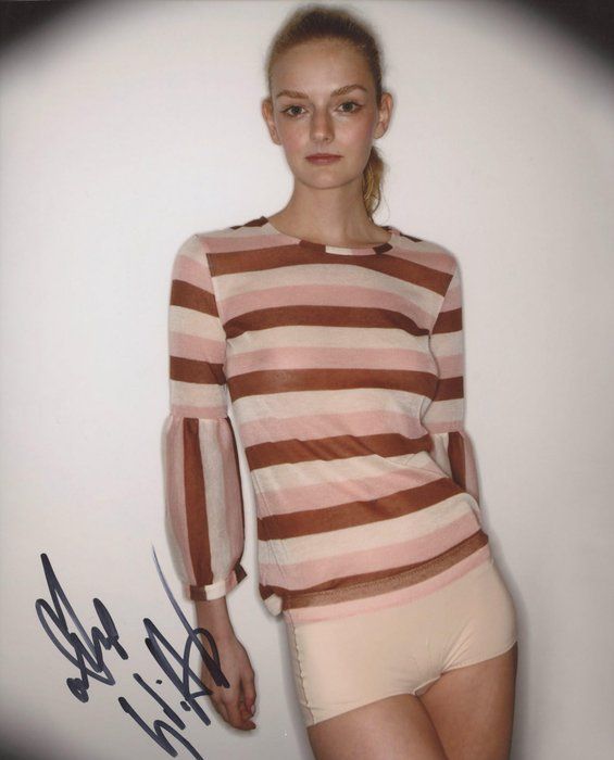 Lot 134: Fashion Model Lydia Hearst signed photo