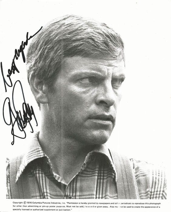 Lot 136: Land Of The Giants Gary Conway Signed Photo