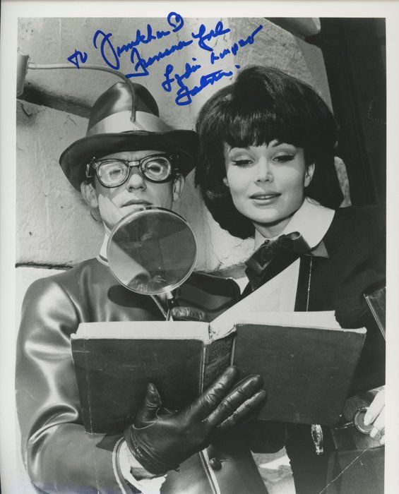 Lot 147: Batman Francine York signed photo