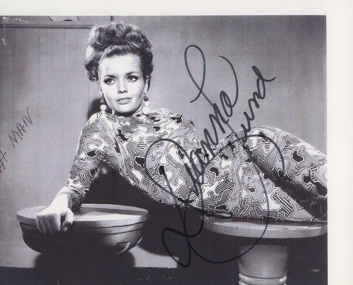 Lot 167: Land Of The Giants Deanna Lund signed photo