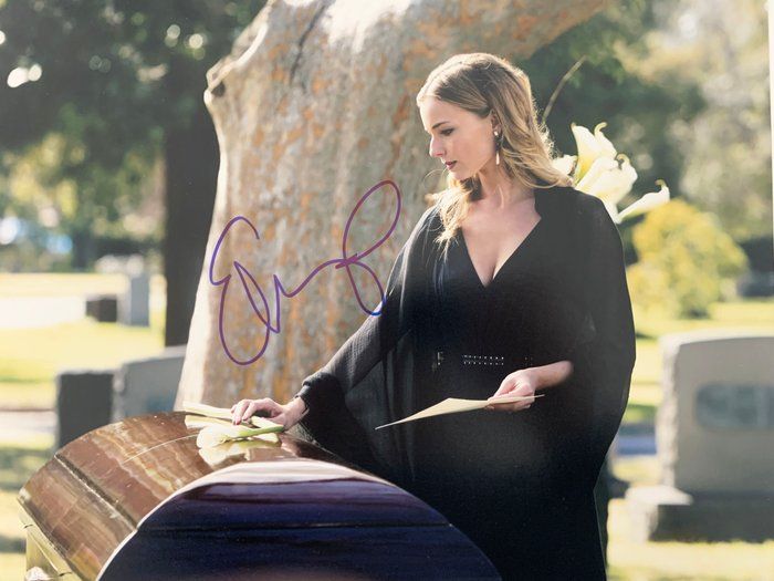 Lot 209: Captain America Emily VanCamp signed photo