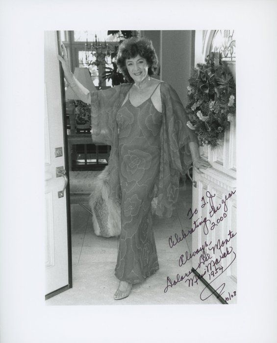 Lot 220: Model Dolores Del Monte signed photo