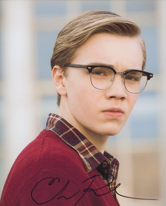 Lot 241: Boardwalk Empire Charlie Plummer signed photo