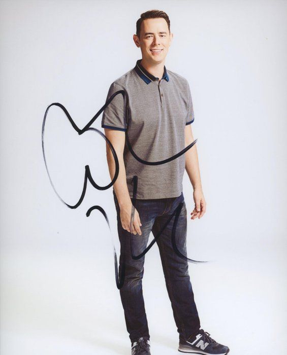 Lot 309: King Kong Colin Hanks signed photo