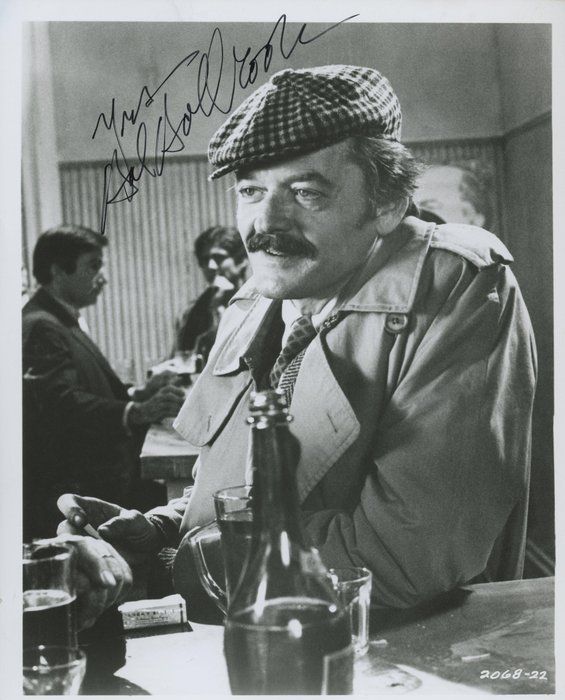 Lot 335: All The President's Men Hal Holbrook signed photo