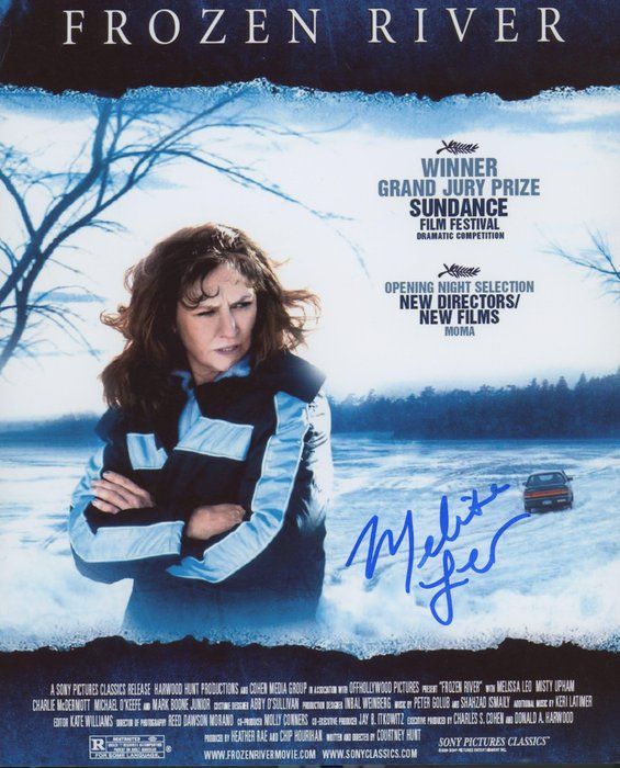 Lot 405: Frozen River Melissa Leo signed photo