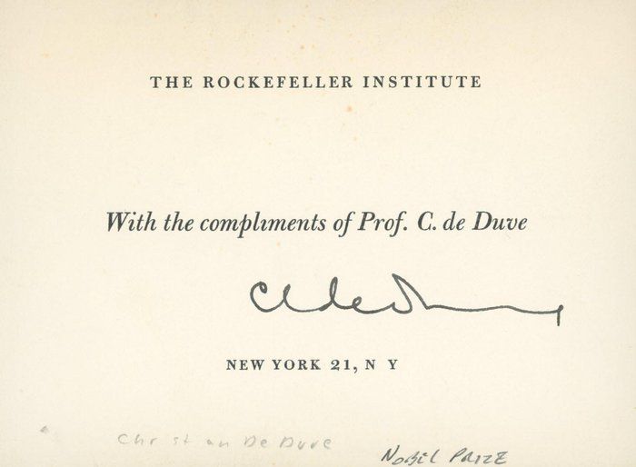 Lot 421: Nobel Prize Winner Christian de Duve signed card