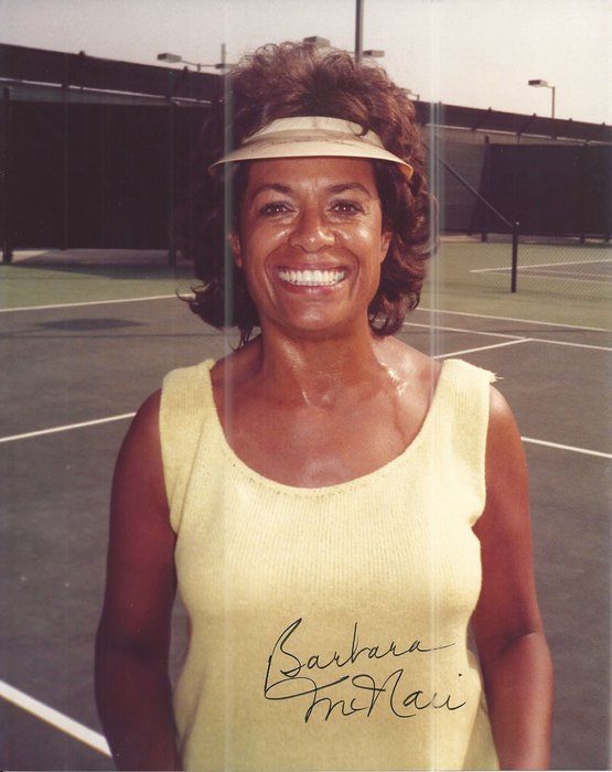 Lot 438: The Organization Barbara McNair Signed Photo