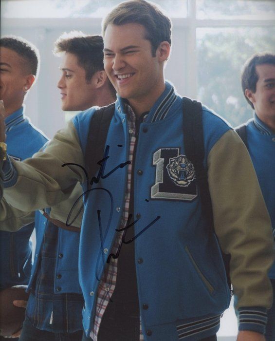 Lot 504: 13 Reasons Why Justin Wright Prentice signed photo