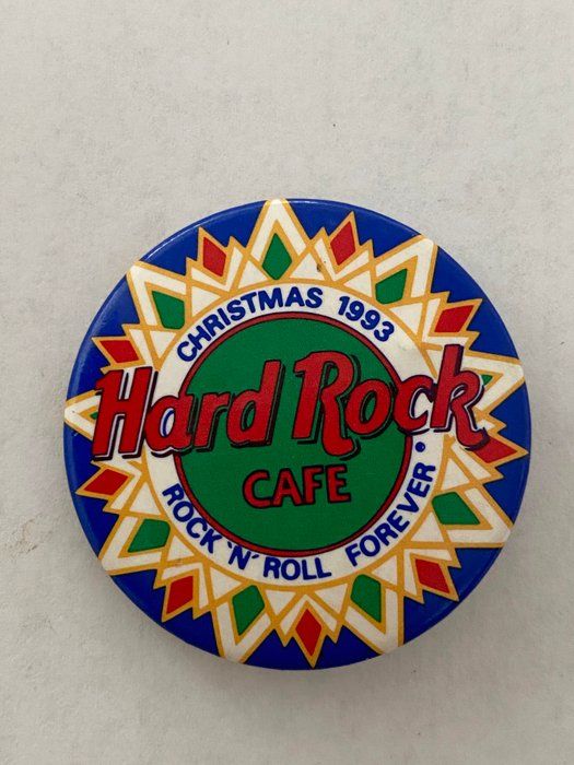 Lot 544: Hard Rock Cafe Christmas 1993 Rock and Roll Forever vintage pin