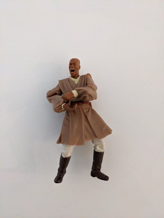 Lot 573: Star Wars Mace Windu Action Figure